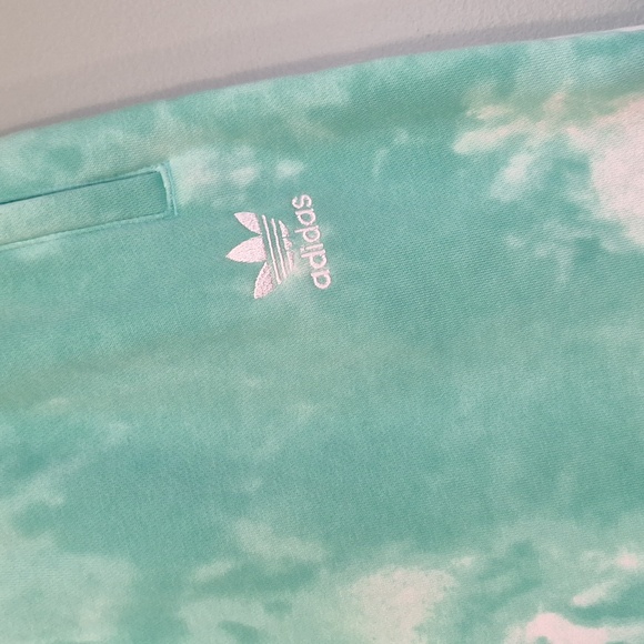 Adidas Green And White Tie Dye Sweat Short Size Large - Picture 3 of 8